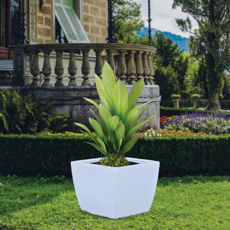 Croma Planter